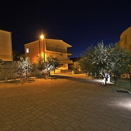Apartmani Bozena Makarska Exterior photo