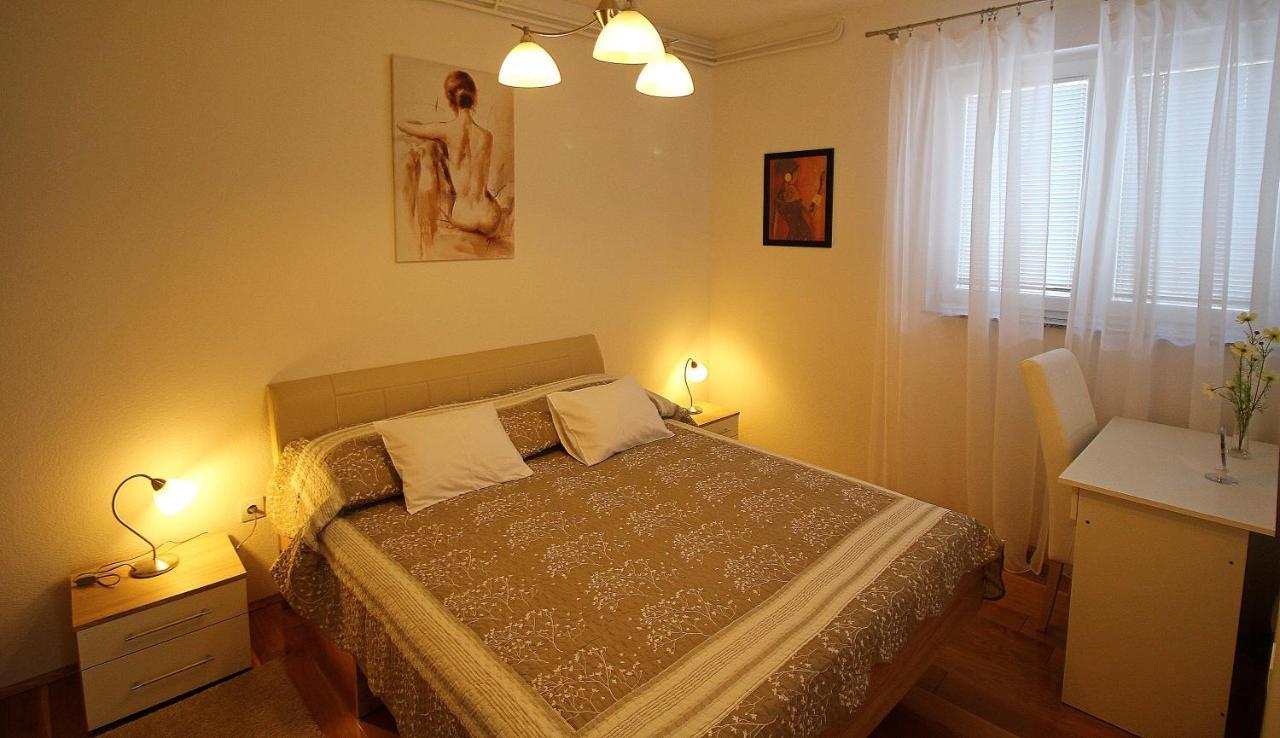 Apartmani Bozena Makarska Exterior photo