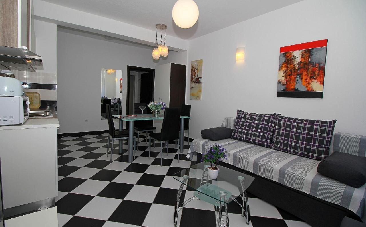 Apartmani Bozena Makarska Exterior photo