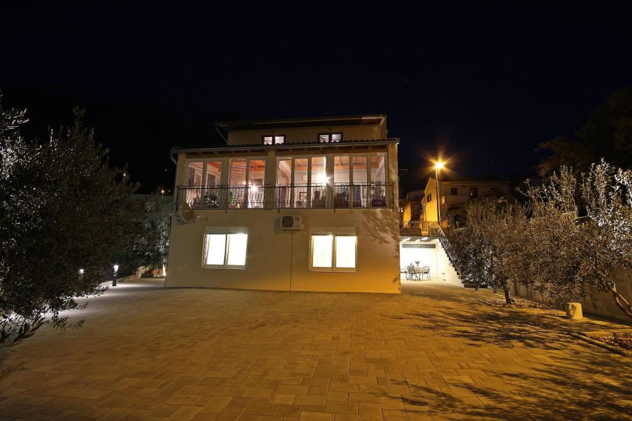 Apartmani Bozena Makarska Exterior photo