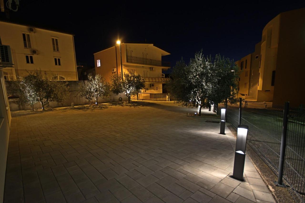 Apartmani Bozena Makarska Exterior photo